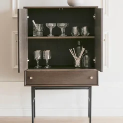 Clearbrook højskænk, smoked eg