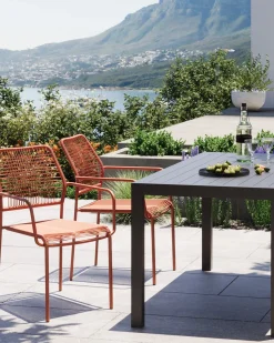 Madagascar havestol, rød