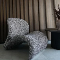 Sofia Loungestol, mørkebrun mix