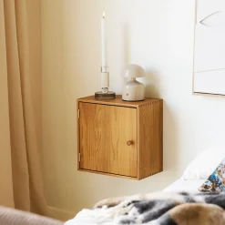 Townsville væghylde m/låge, eg